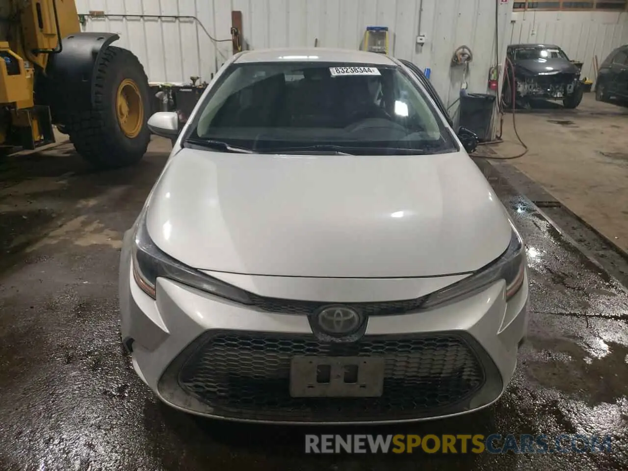 5 Photograph of a damaged car 5YFEPMAE4MP240165 TOYOTA COROLLA 2021