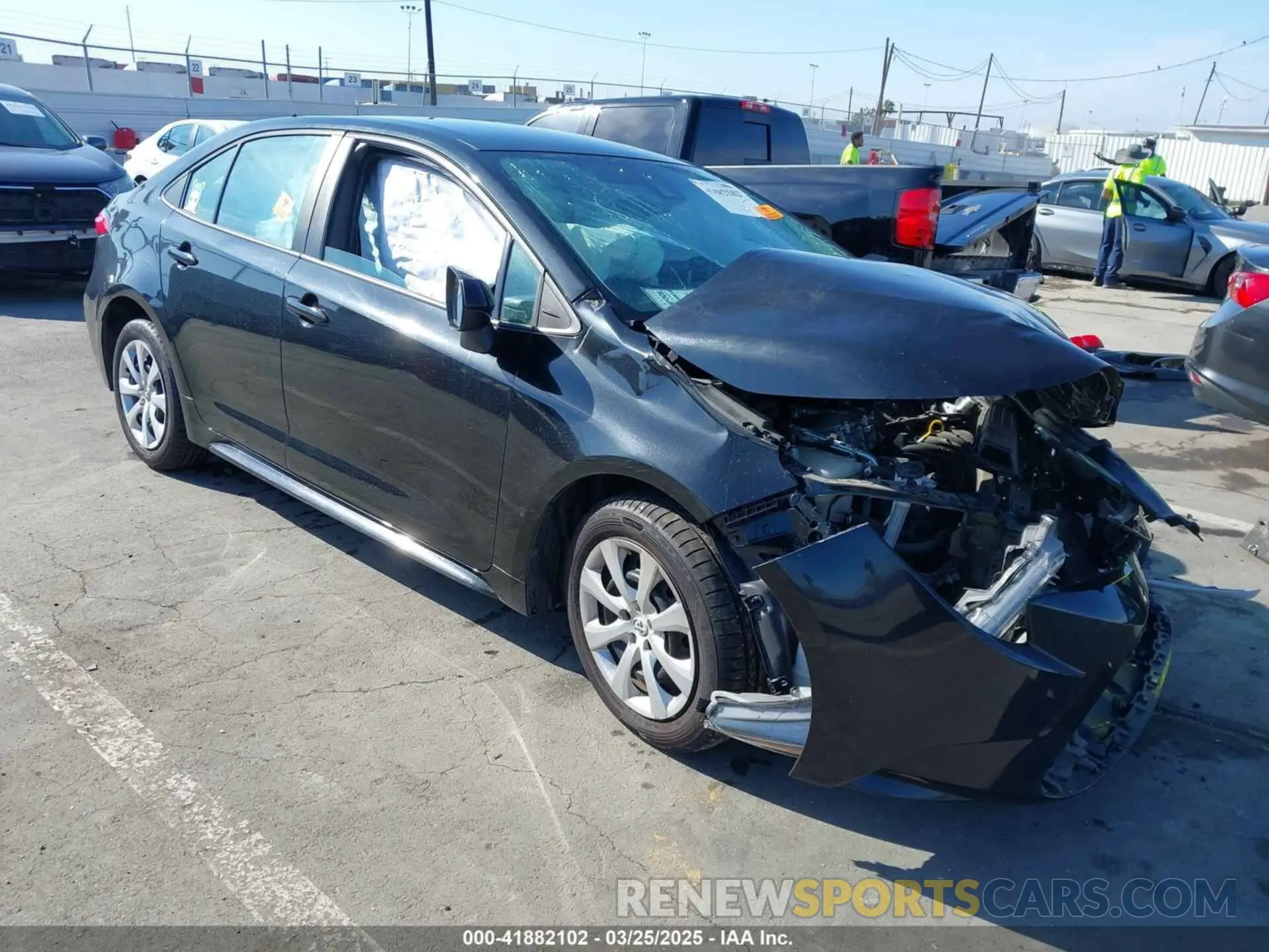1 Фотография поврежденного автомобиля 5YFEPMAE5MP148174 TOYOTA COROLLA 2021