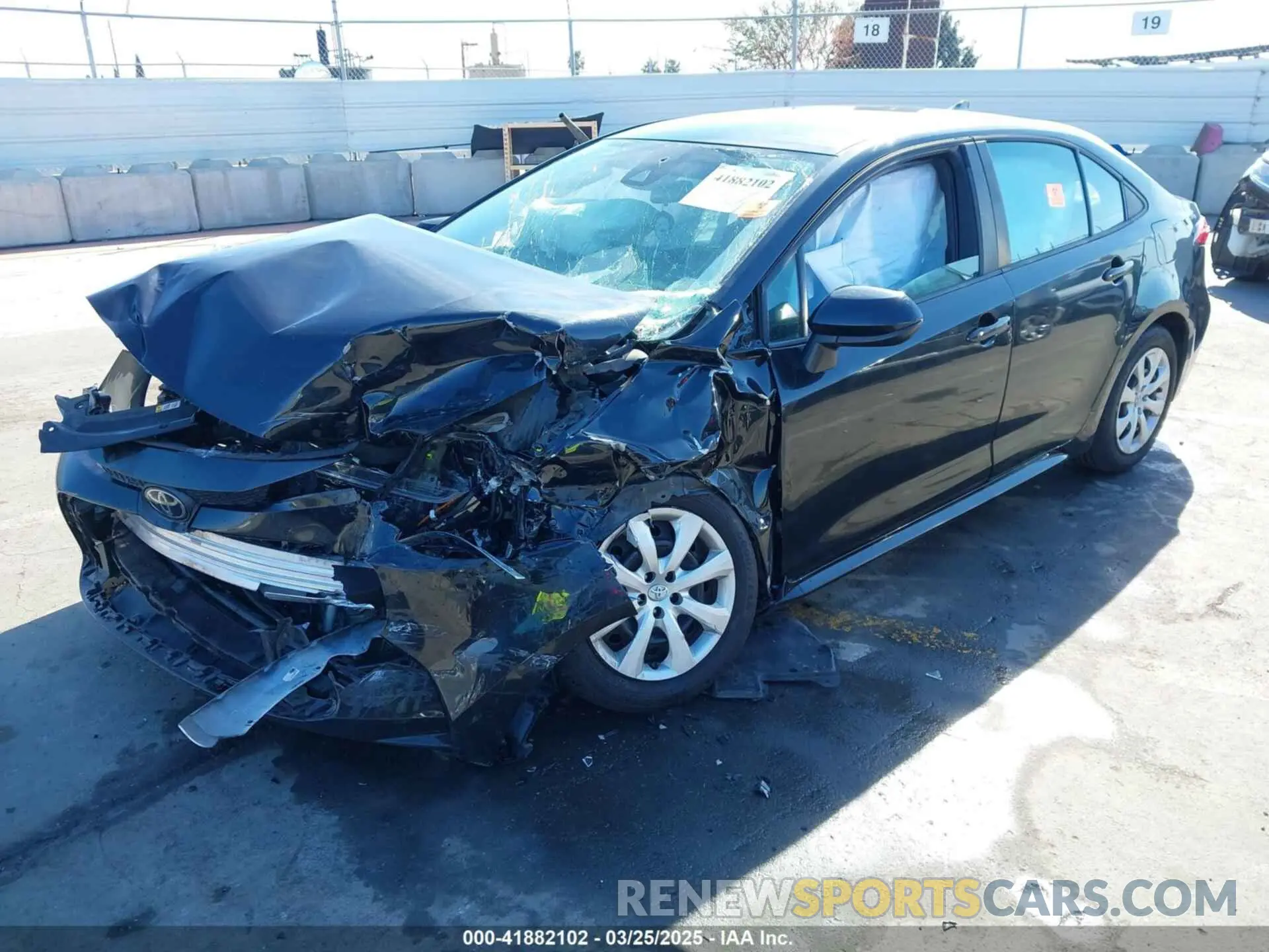 2 Фотография поврежденного автомобиля 5YFEPMAE5MP148174 TOYOTA COROLLA 2021
