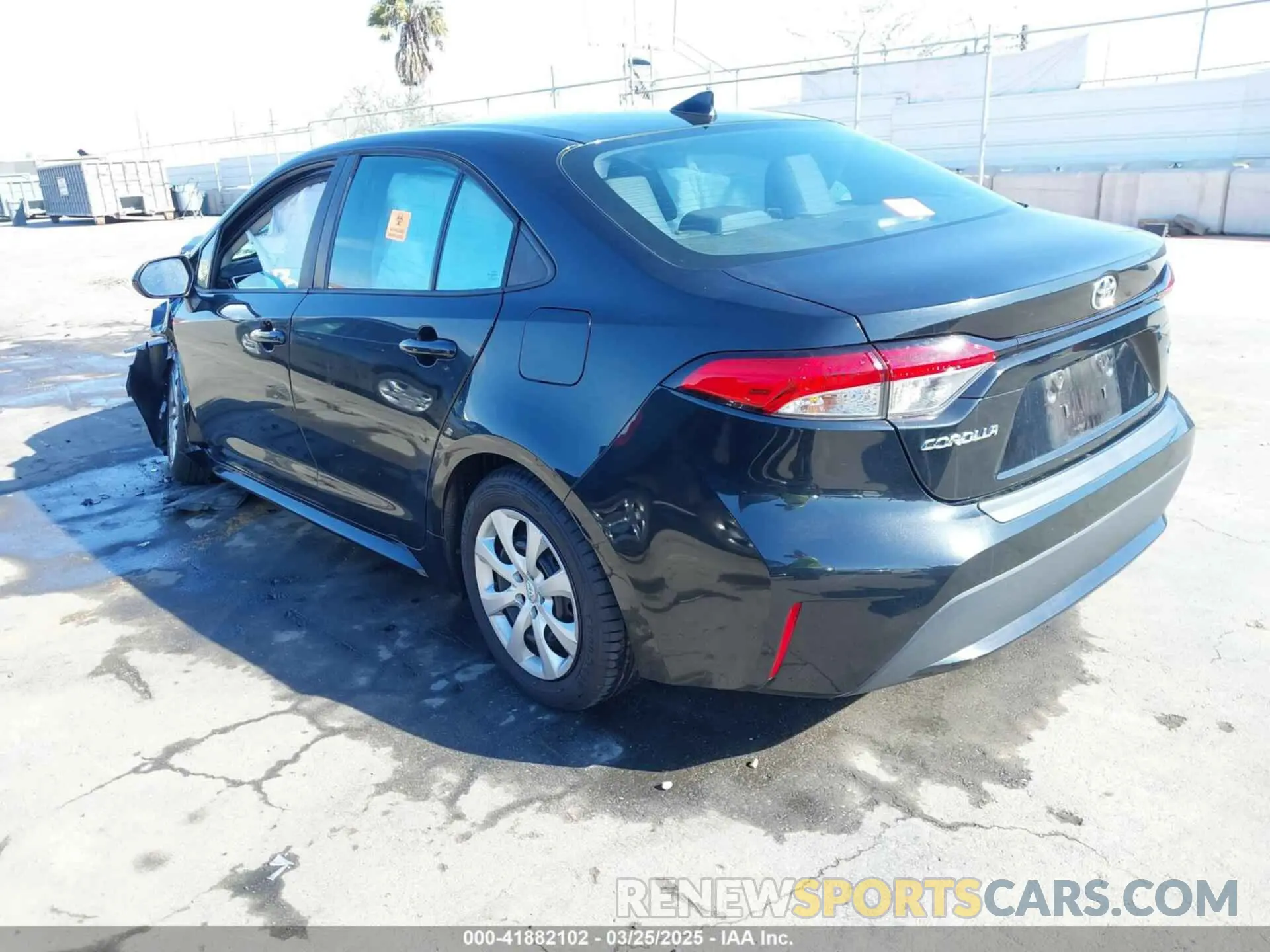 3 Фотография поврежденного автомобиля 5YFEPMAE5MP148174 TOYOTA COROLLA 2021