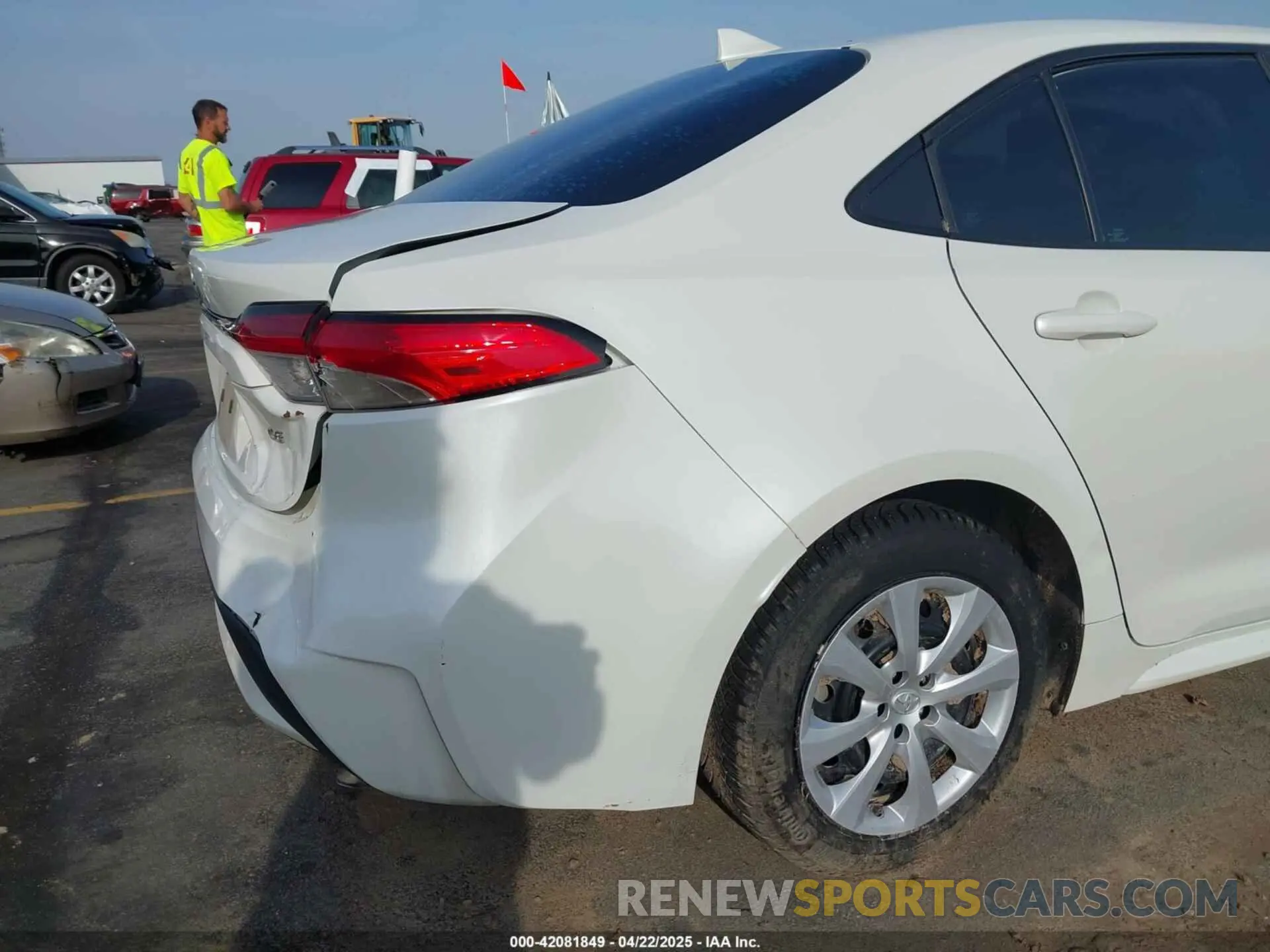 18 Фотография поврежденного автомобиля 5YFEPMAE5MP163371 TOYOTA COROLLA 2021