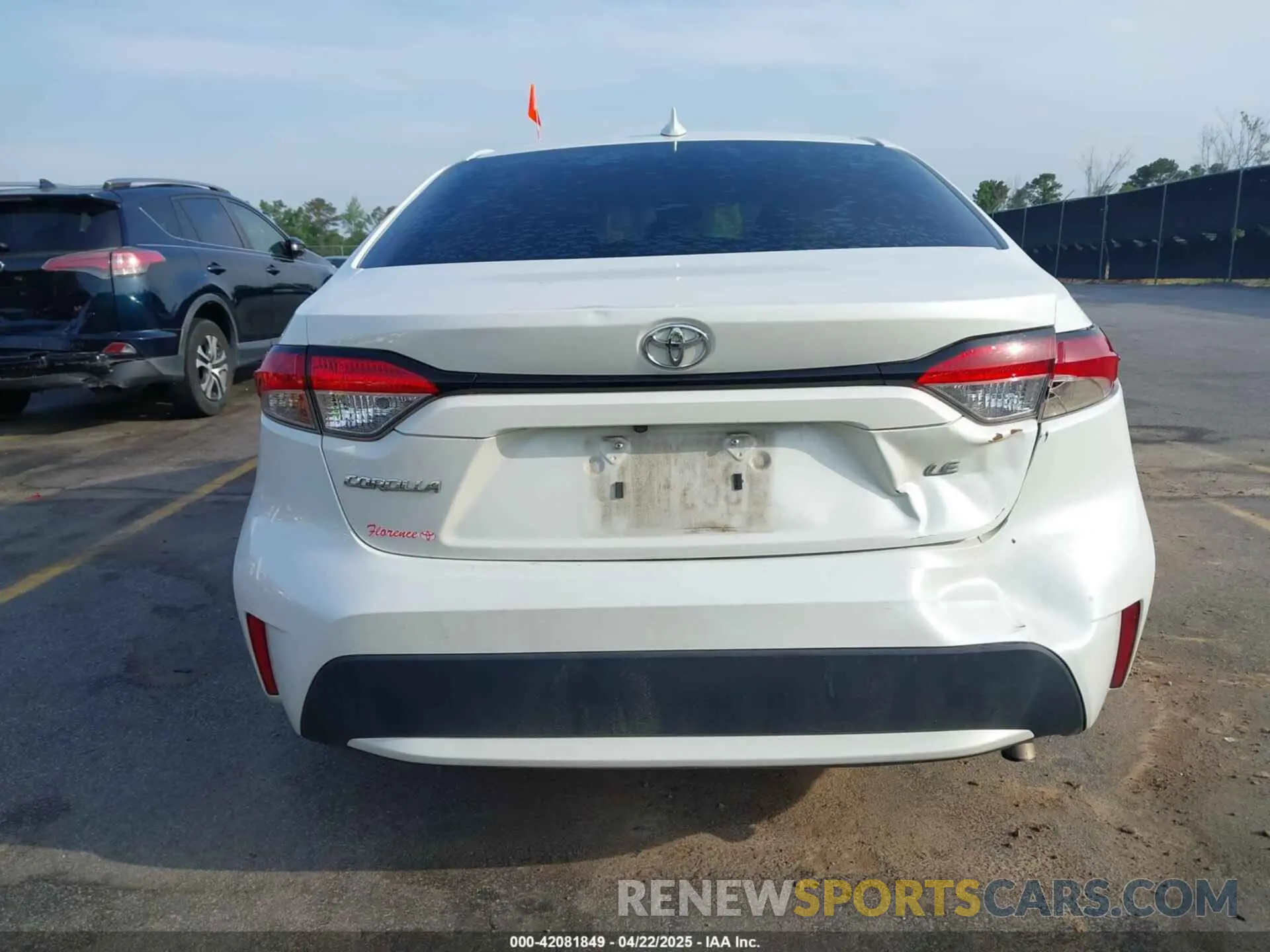 19 Фотография поврежденного автомобиля 5YFEPMAE5MP163371 TOYOTA COROLLA 2021