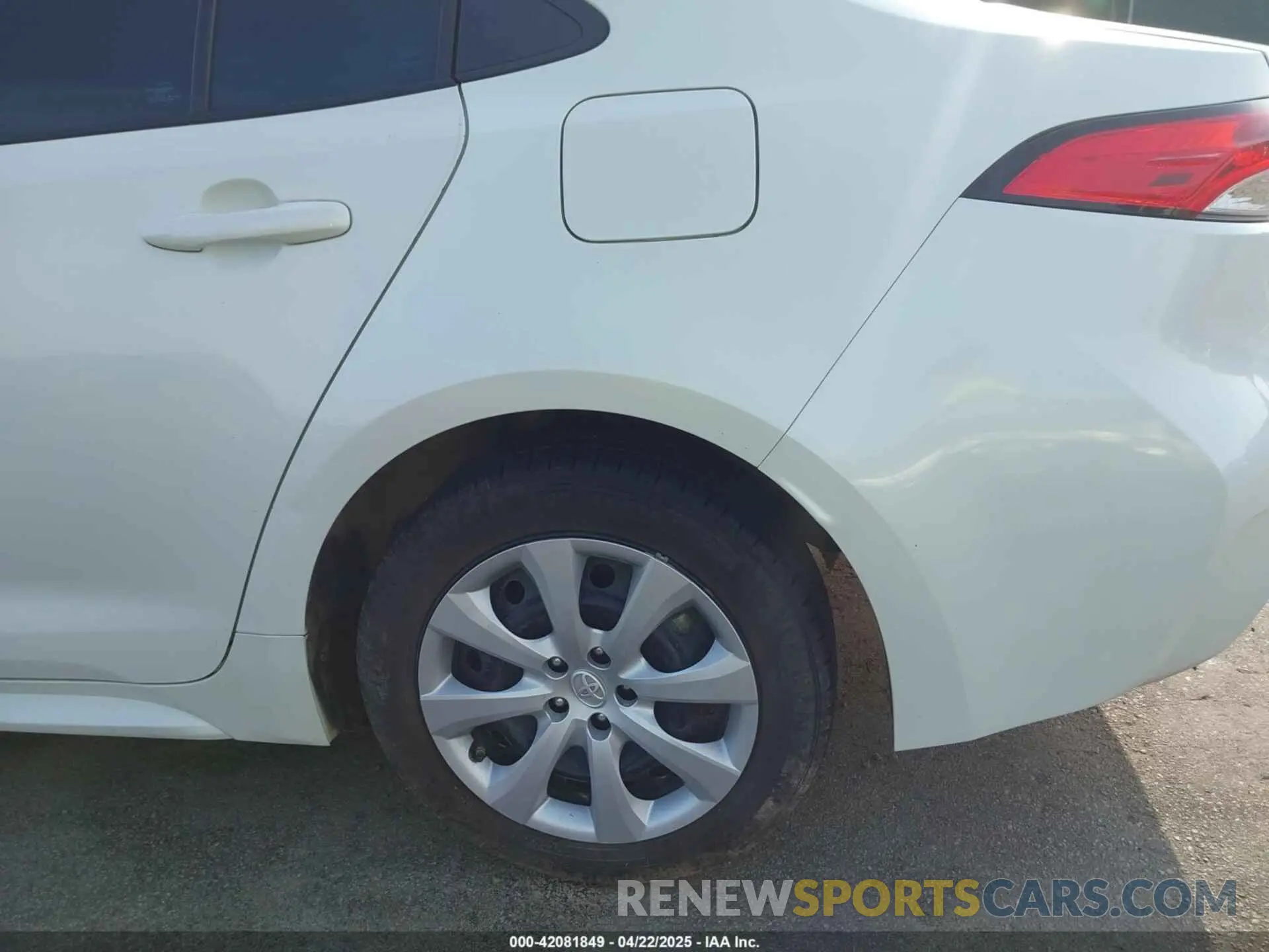 20 Фотография поврежденного автомобиля 5YFEPMAE5MP163371 TOYOTA COROLLA 2021
