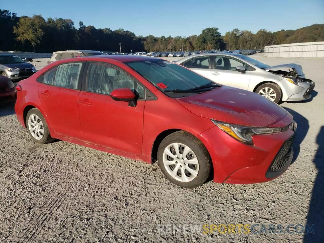 4 Photograph of a damaged car 5YFEPMAE5MP165170 TOYOTA COROLLA 2021