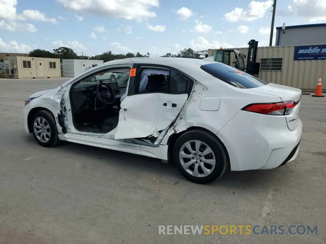 2 Фотография поврежденного автомобиля 5YFEPMAE5MP169851 TOYOTA COROLLA 2021