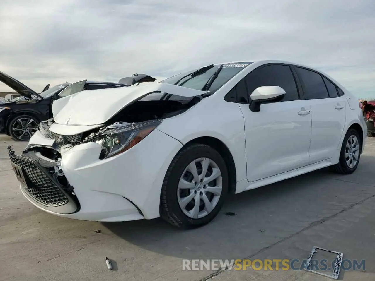 1 Photograph of a damaged car 5YFEPMAE5MP216280 TOYOTA COROLLA 2021