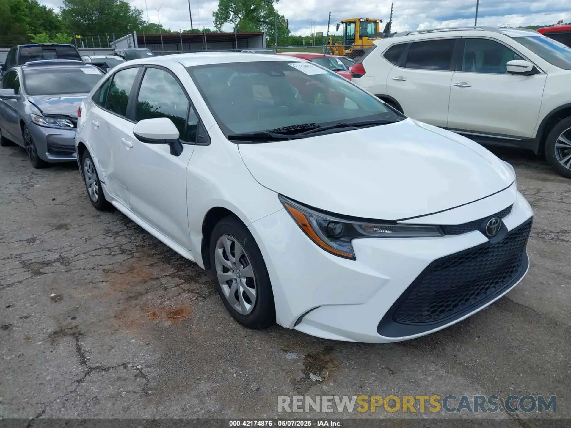 1 Photograph of a damaged car 5YFEPMAE5MP236187 TOYOTA COROLLA 2021