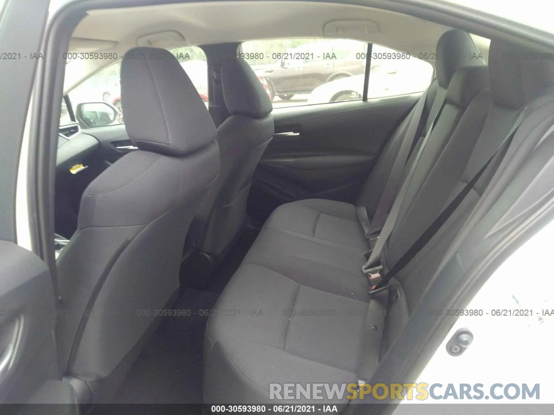 8 Photograph of a damaged car 5YFEPMAE5MP236531 TOYOTA COROLLA 2021