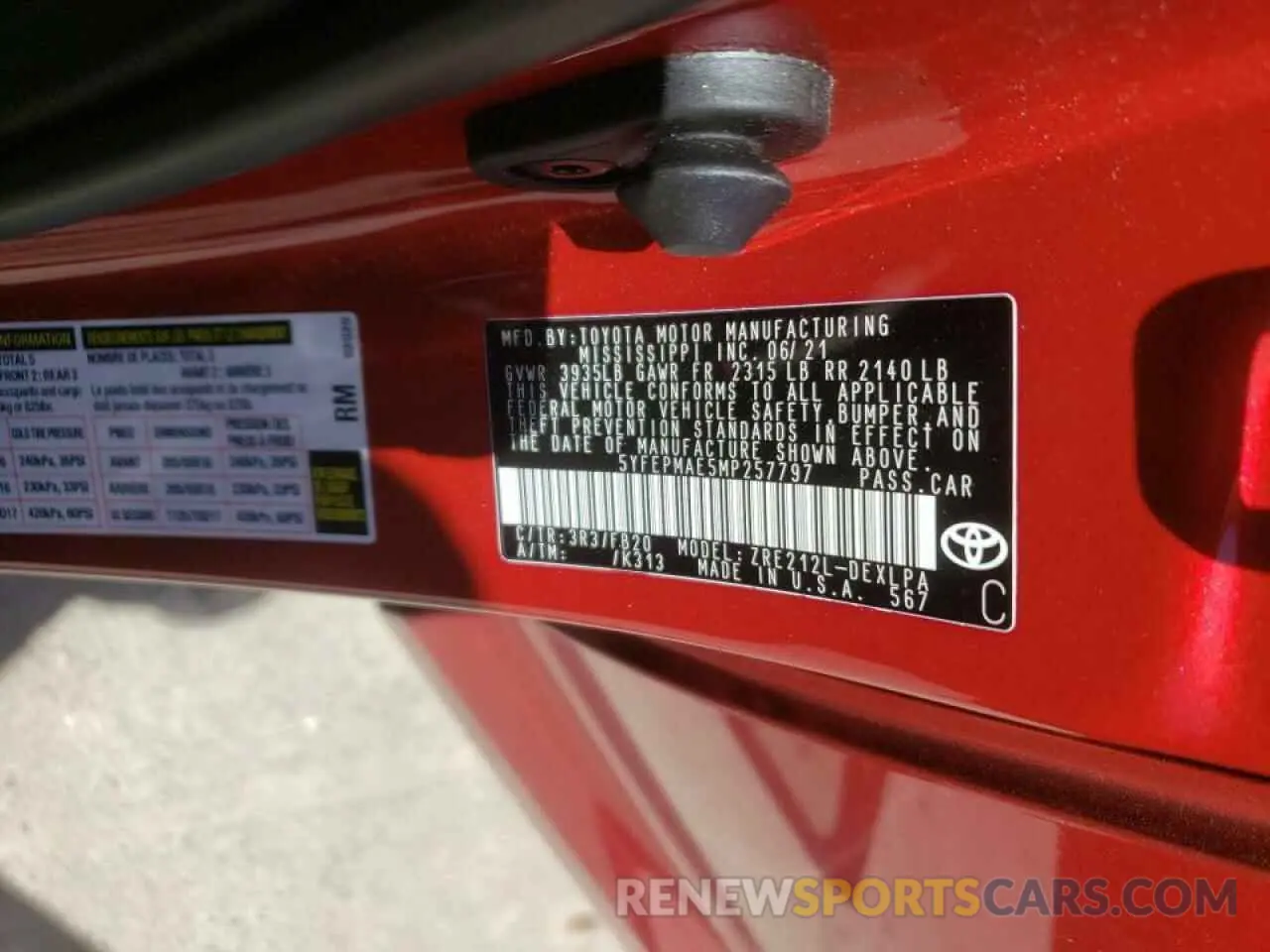 10 Photograph of a damaged car 5YFEPMAE5MP257797 TOYOTA COROLLA 2021