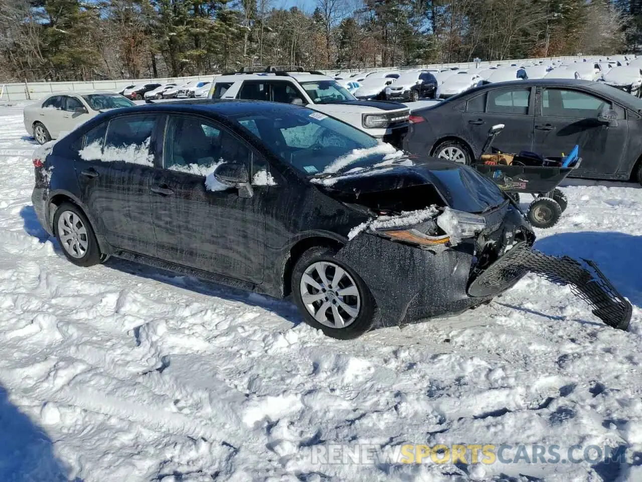 4 Photograph of a damaged car 5YFEPMAE5MP257878 TOYOTA COROLLA 2021