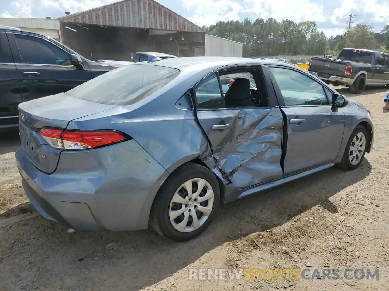 3 Photograph of a damaged car 5YFEPMAE6MP151441 TOYOTA COROLLA 2021