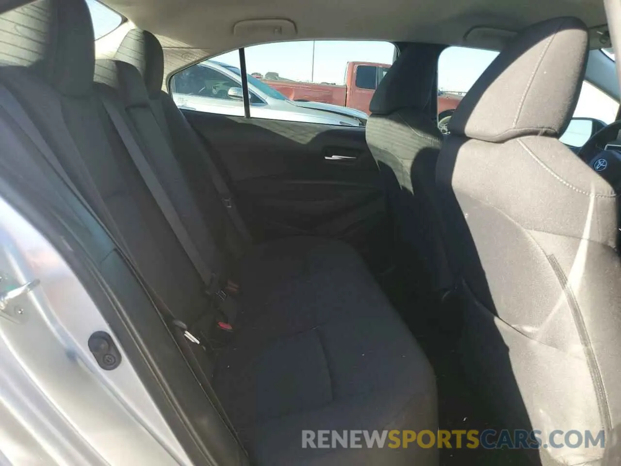 10 Фотография поврежденного автомобиля 5YFEPMAE6MP151598 TOYOTA COROLLA 2021