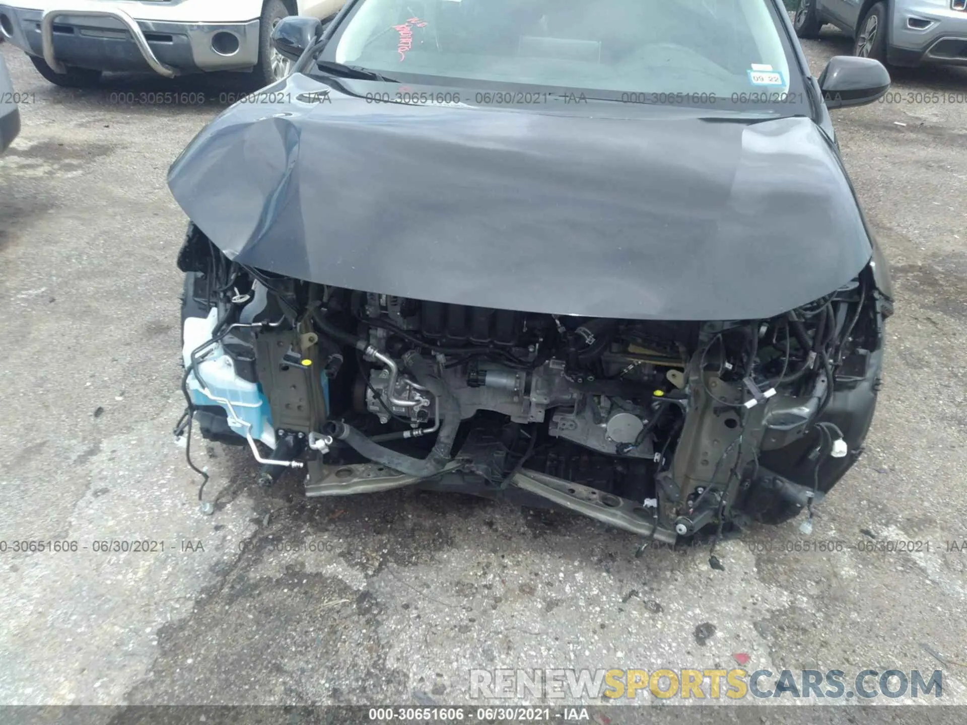 6 Photograph of a damaged car 5YFEPMAE6MP165498 TOYOTA COROLLA 2021