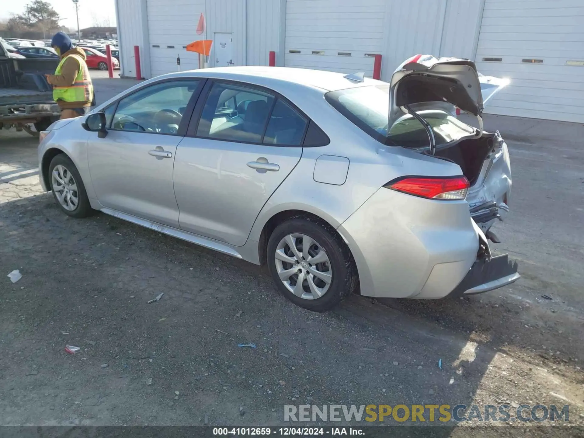 3 Фотография поврежденного автомобиля 5YFEPMAE6MP179613 TOYOTA COROLLA 2021
