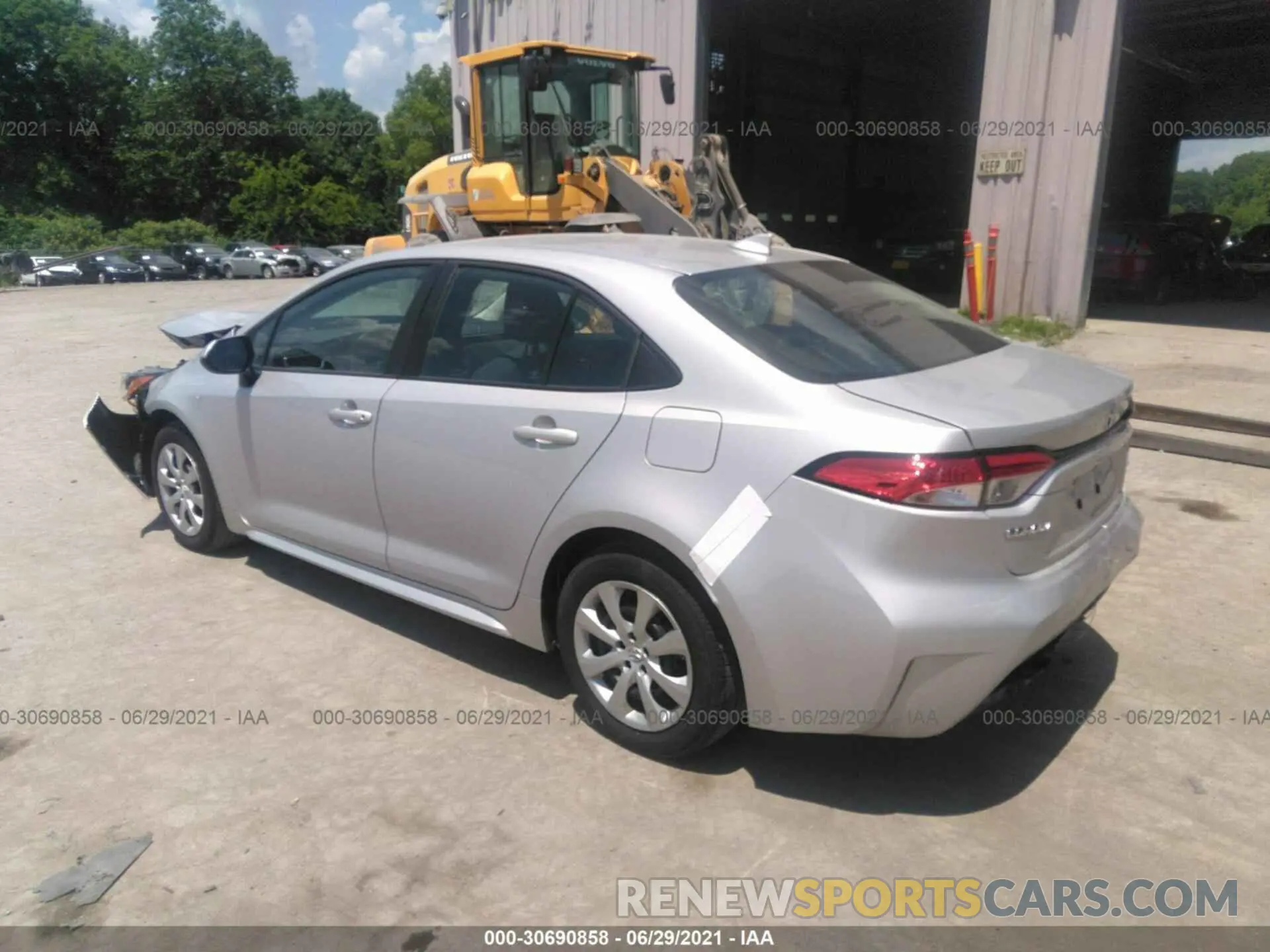 3 Photograph of a damaged car 5YFEPMAE6MP181183 TOYOTA COROLLA 2021