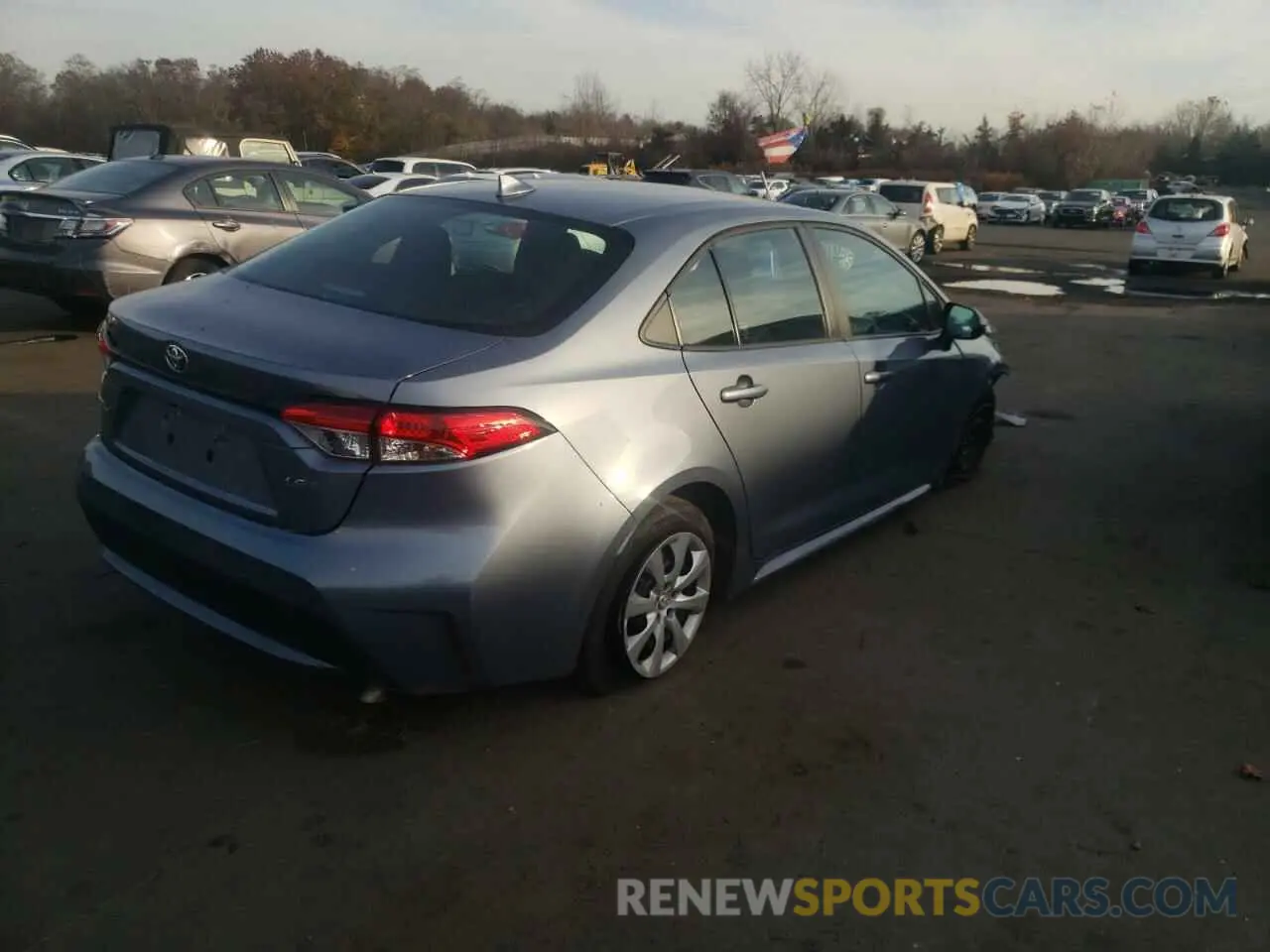 3 Фотография поврежденного автомобиля 5YFEPMAE6MP186125 TOYOTA COROLLA 2021