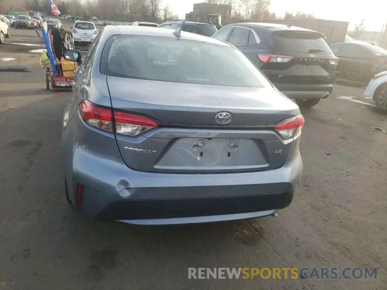 6 Фотография поврежденного автомобиля 5YFEPMAE6MP186125 TOYOTA COROLLA 2021