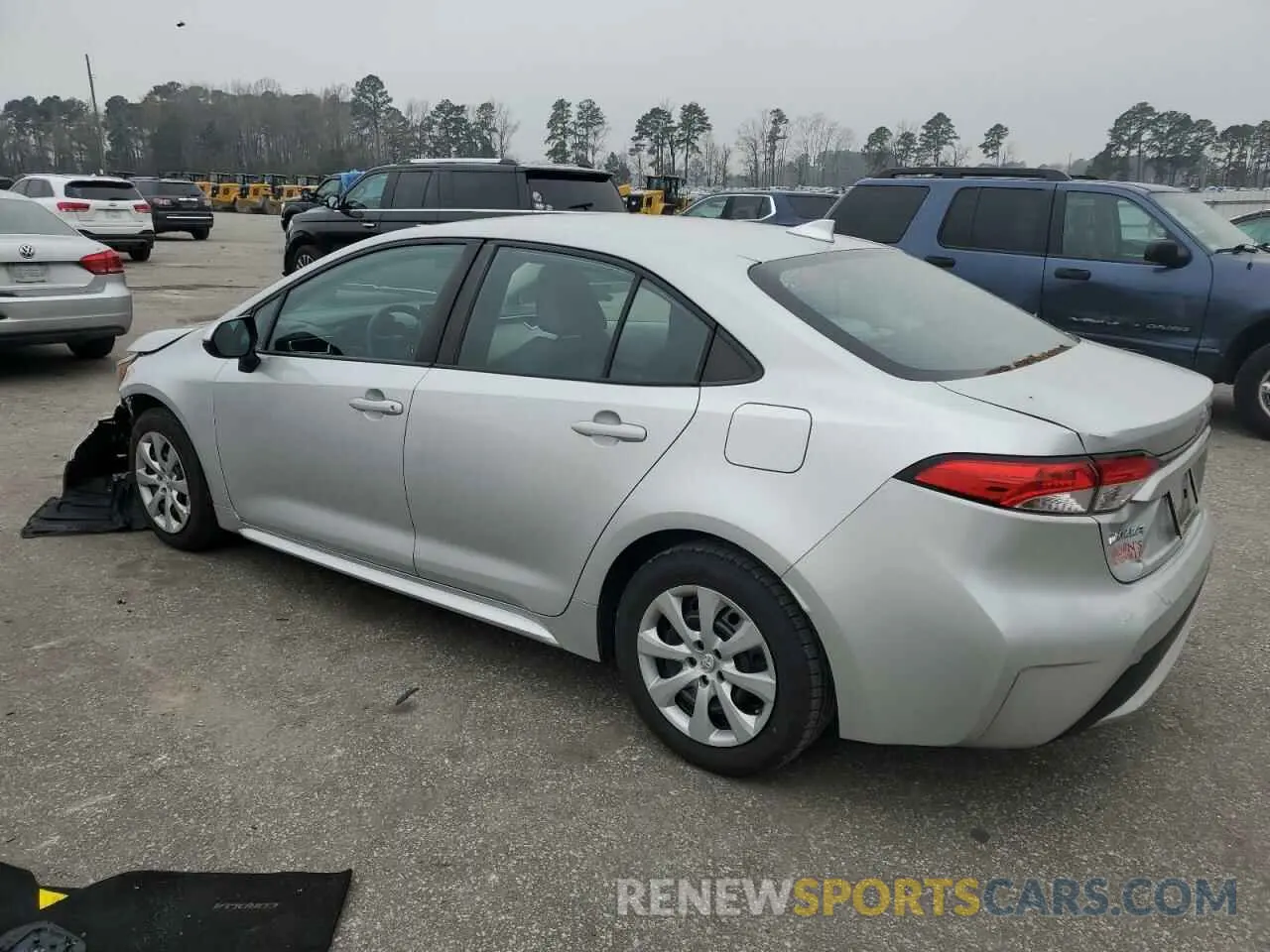 2 Photograph of a damaged car 5YFEPMAE6MP196234 TOYOTA COROLLA 2021