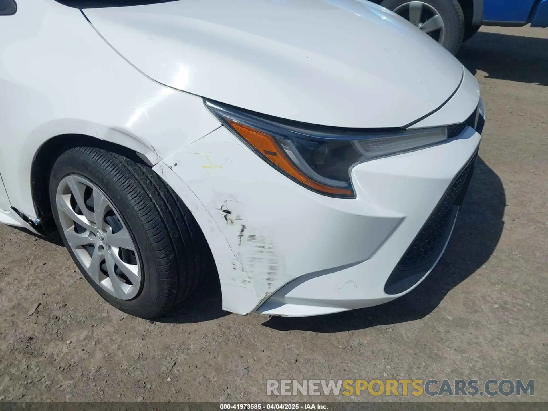 6 Photograph of a damaged car 5YFEPMAE6MP196718 TOYOTA COROLLA 2021