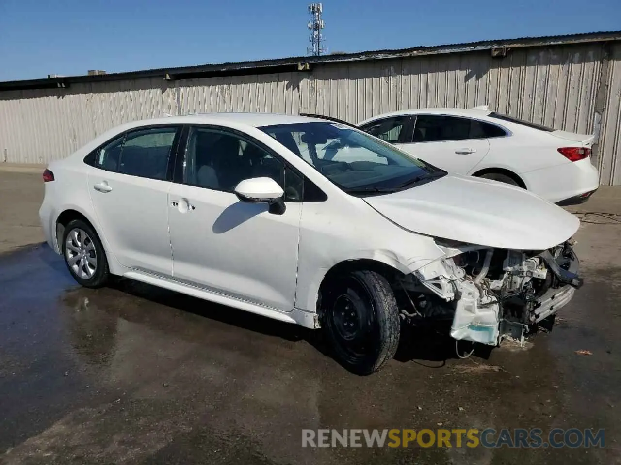 4 Photograph of a damaged car 5YFEPMAE6MP206325 TOYOTA COROLLA 2021