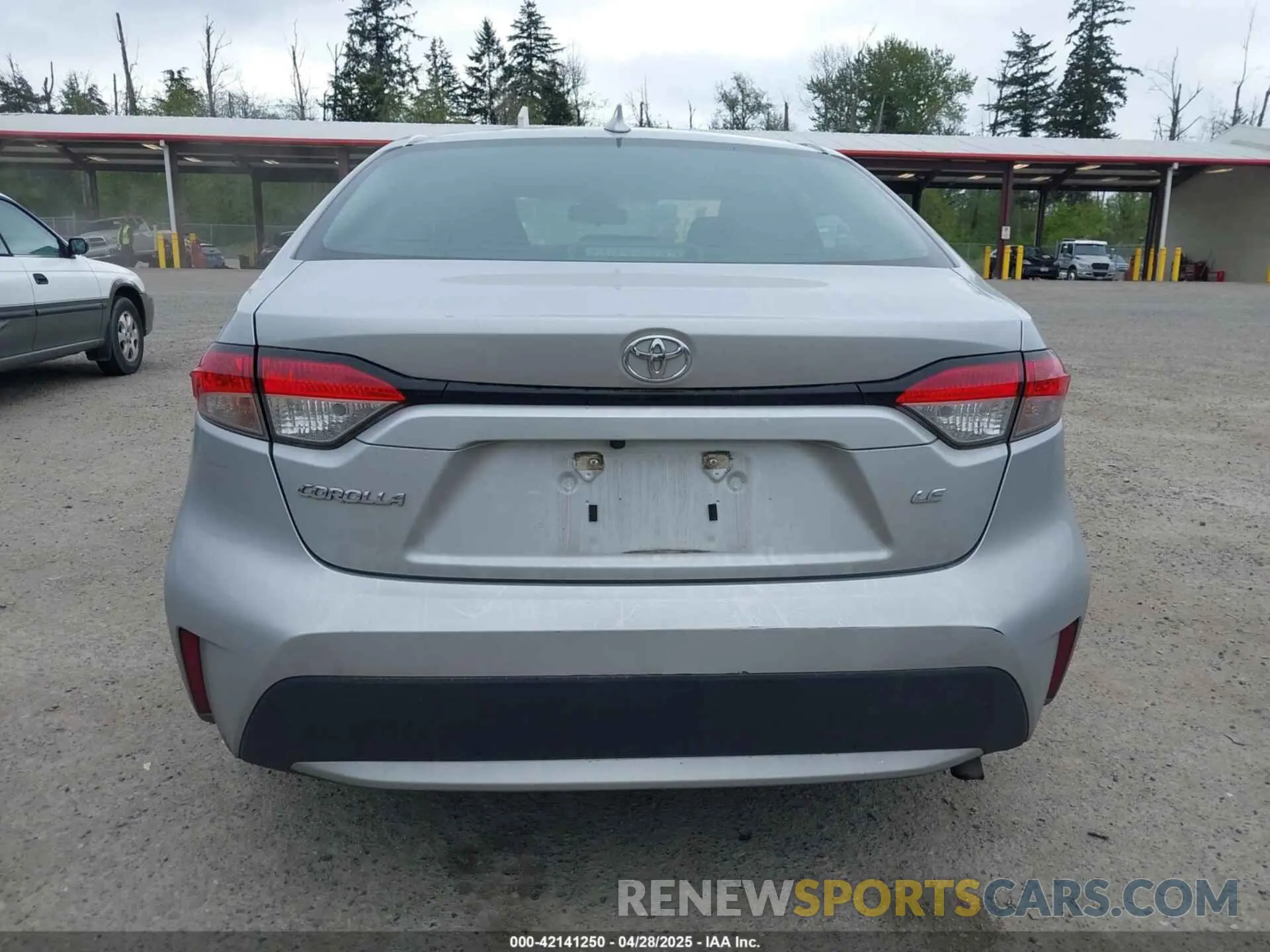 16 Photograph of a damaged car 5YFEPMAE6MP207961 TOYOTA COROLLA 2021