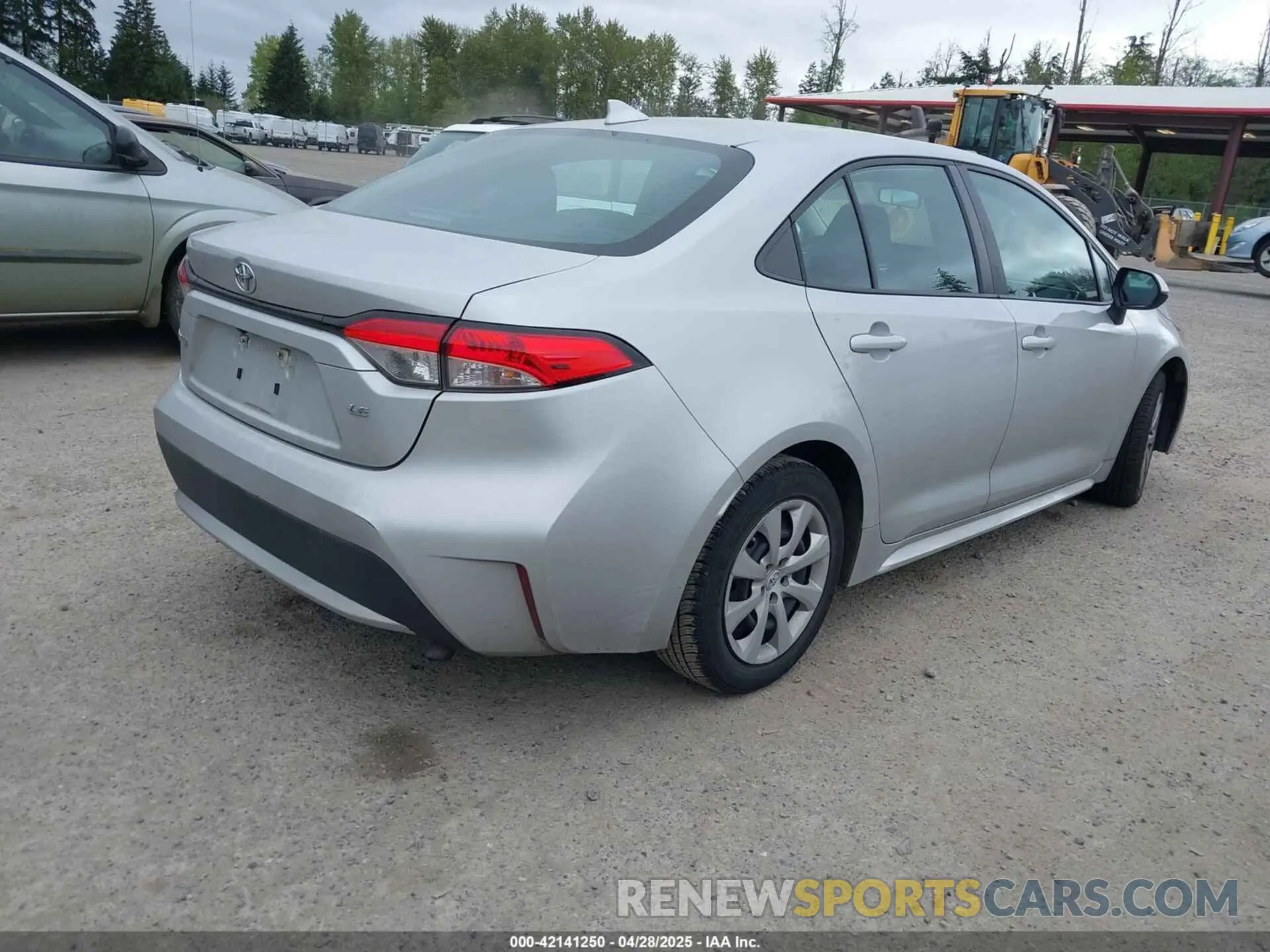 4 Photograph of a damaged car 5YFEPMAE6MP207961 TOYOTA COROLLA 2021