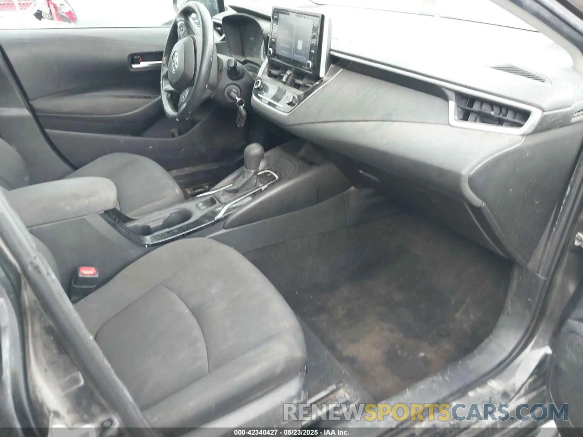 5 Photograph of a damaged car 5YFEPMAE6MP214585 TOYOTA COROLLA 2021