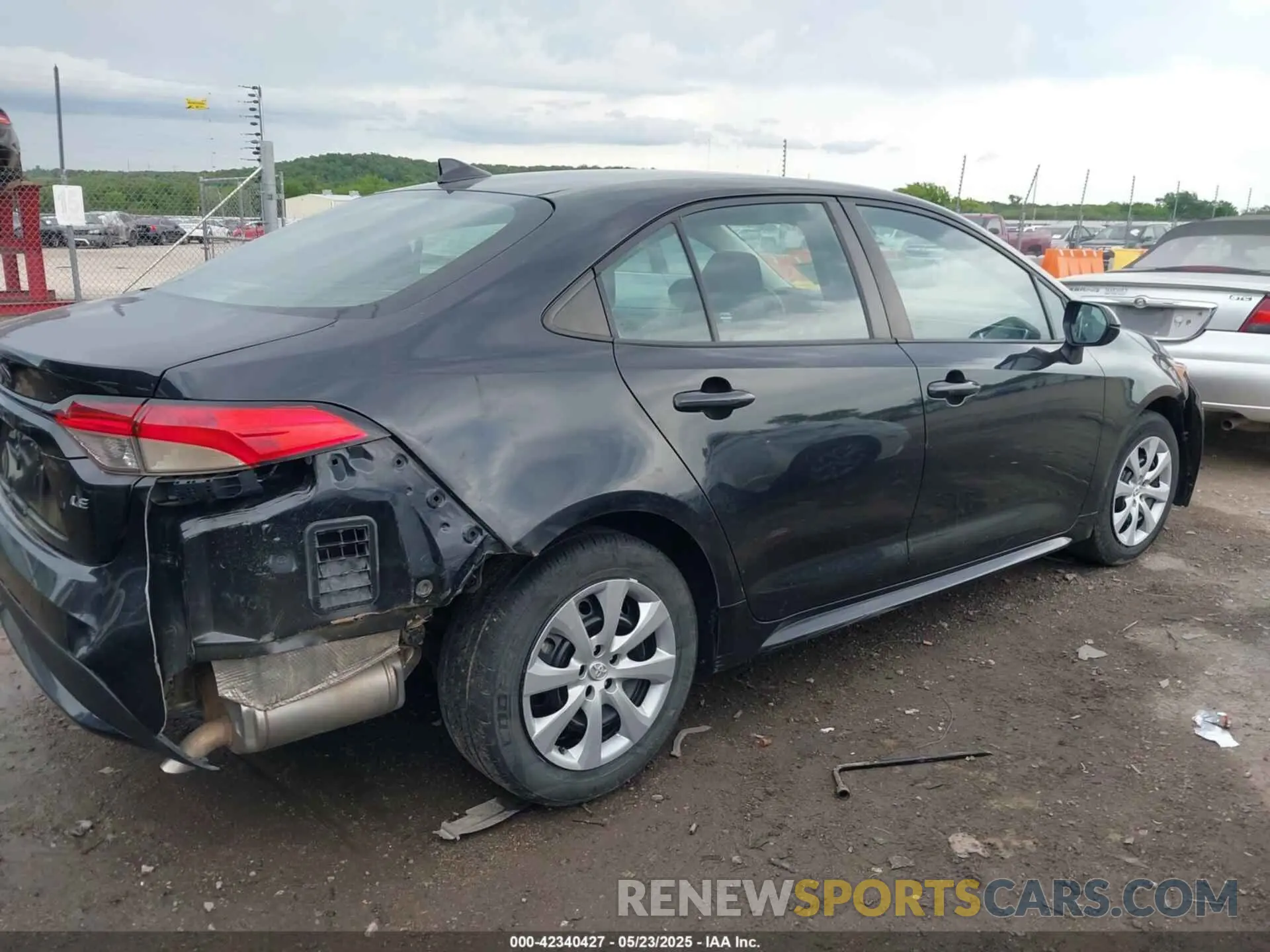 6 Photograph of a damaged car 5YFEPMAE6MP214585 TOYOTA COROLLA 2021