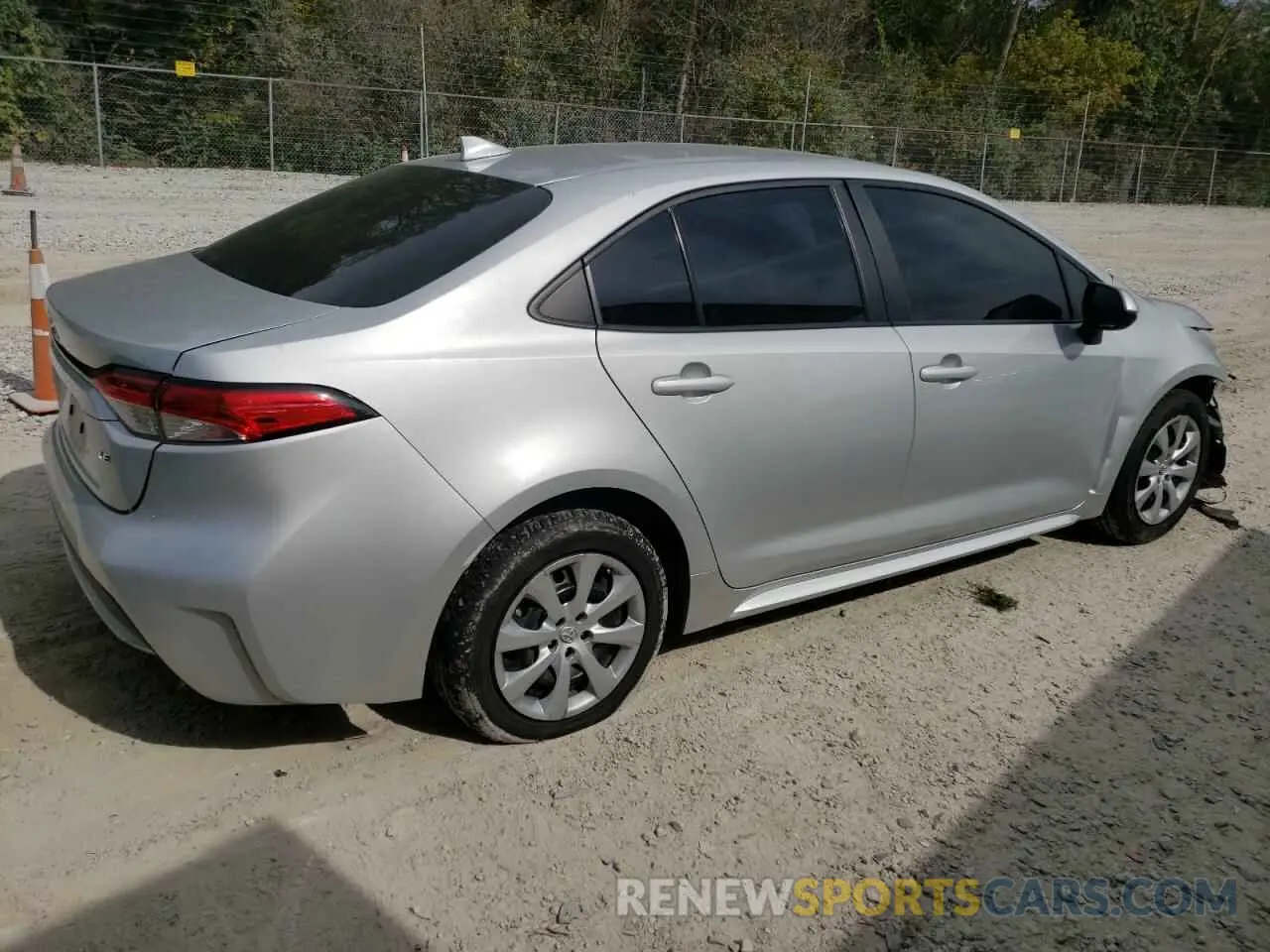 3 Photograph of a damaged car 5YFEPMAE6MP216689 TOYOTA COROLLA 2021