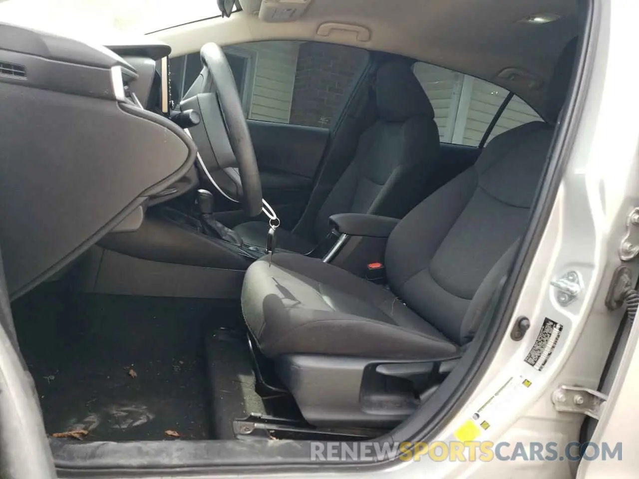 7 Photograph of a damaged car 5YFEPMAE6MP216689 TOYOTA COROLLA 2021