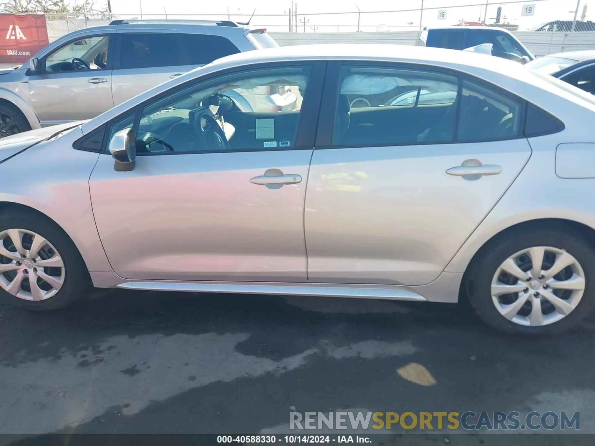 15 Photograph of a damaged car 5YFEPMAE6MP217261 TOYOTA COROLLA 2021