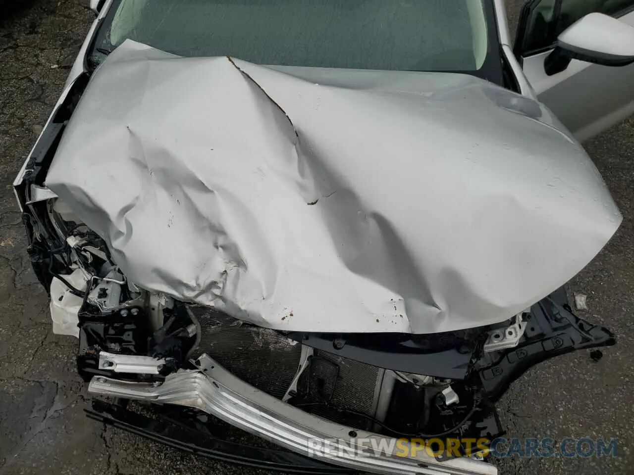 11 Photograph of a damaged car 5YFEPMAE6MP222198 TOYOTA COROLLA 2021