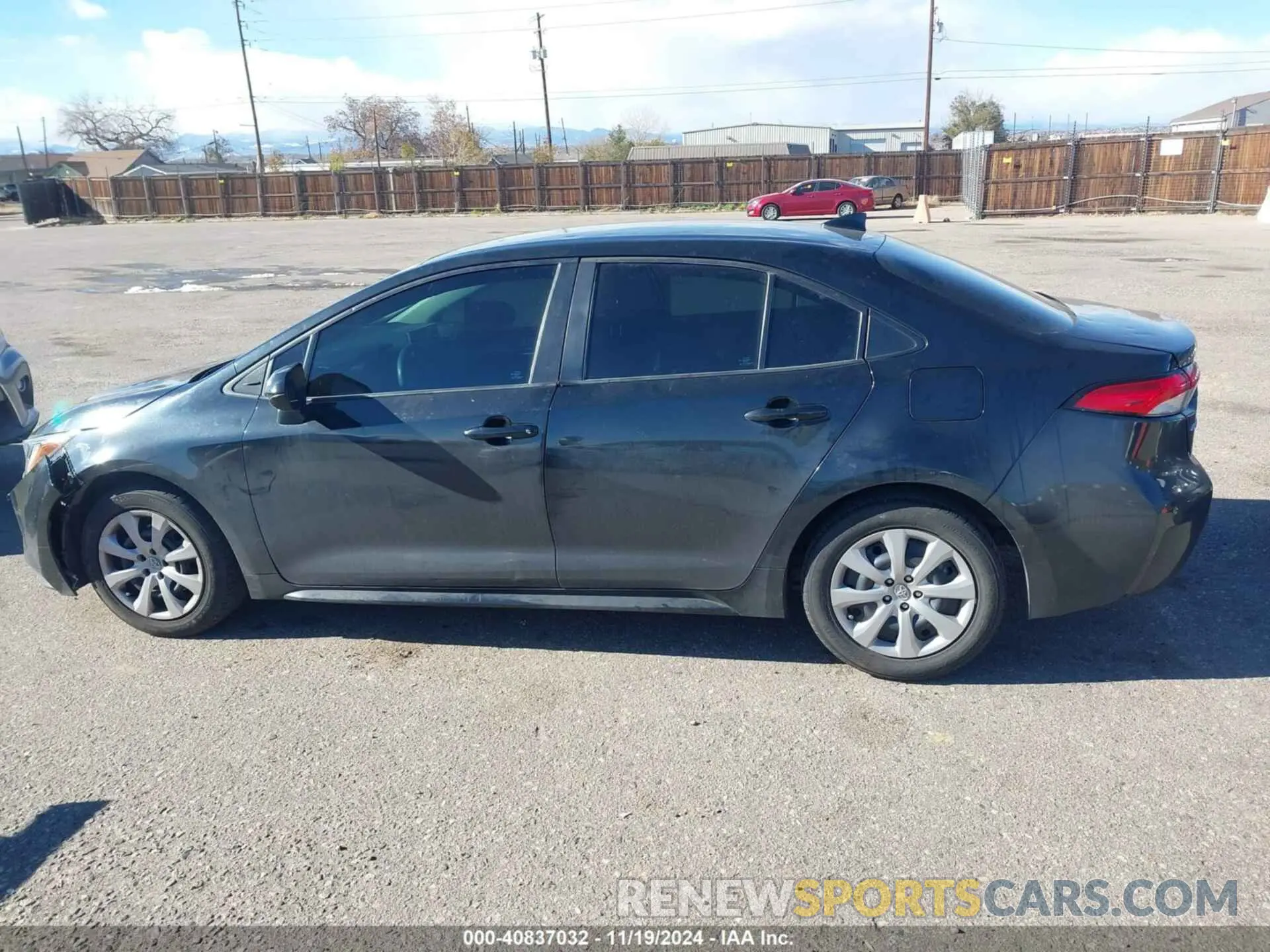 14 Photograph of a damaged car 5YFEPMAE6MP238675 TOYOTA COROLLA 2021