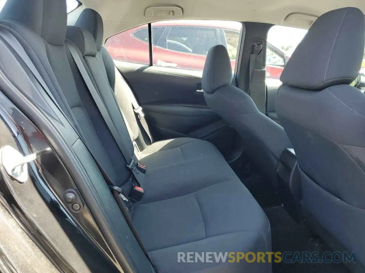 10 Photograph of a damaged car 5YFEPMAE6MP241401 TOYOTA COROLLA 2021