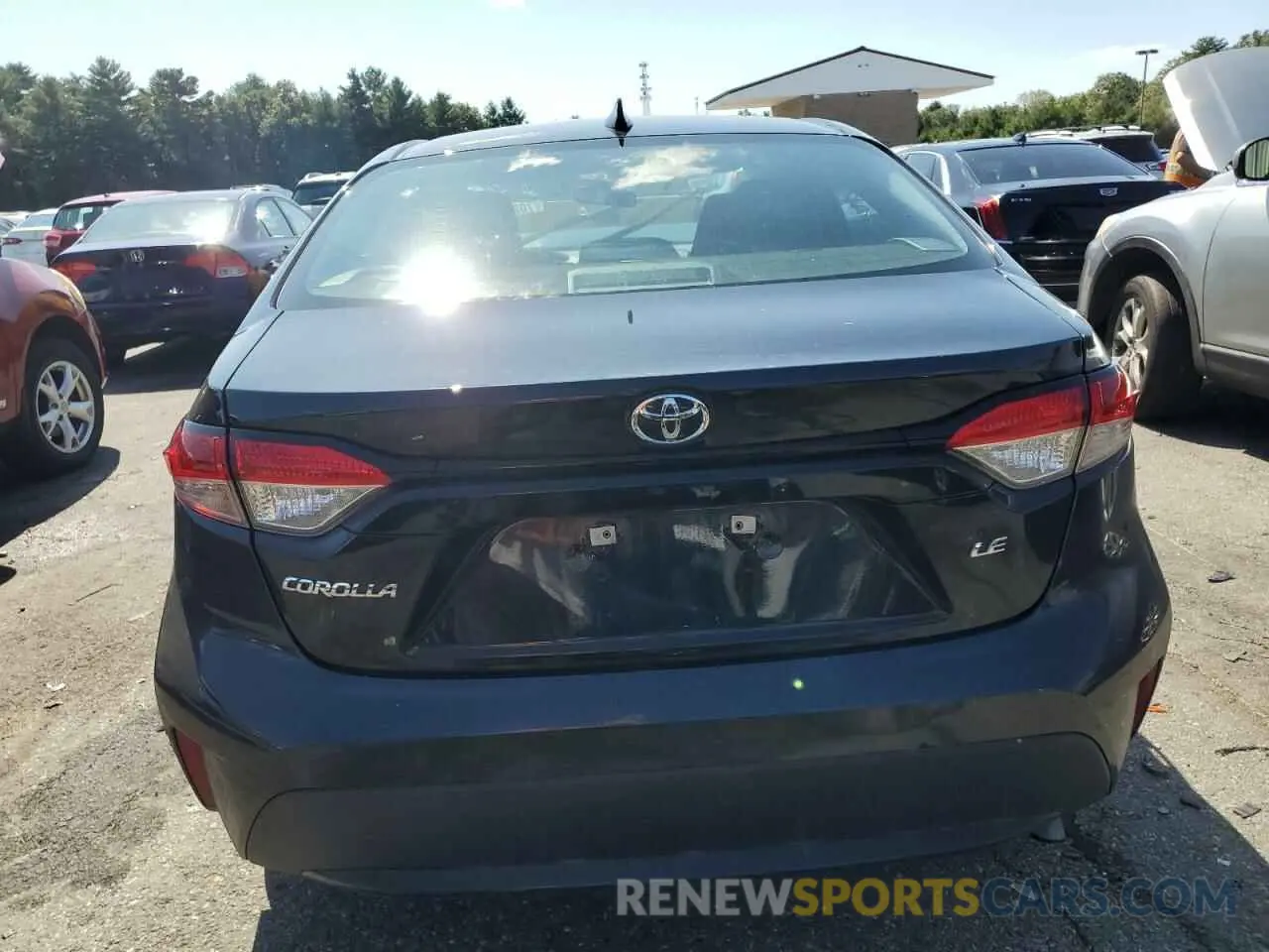 6 Photograph of a damaged car 5YFEPMAE6MP241401 TOYOTA COROLLA 2021