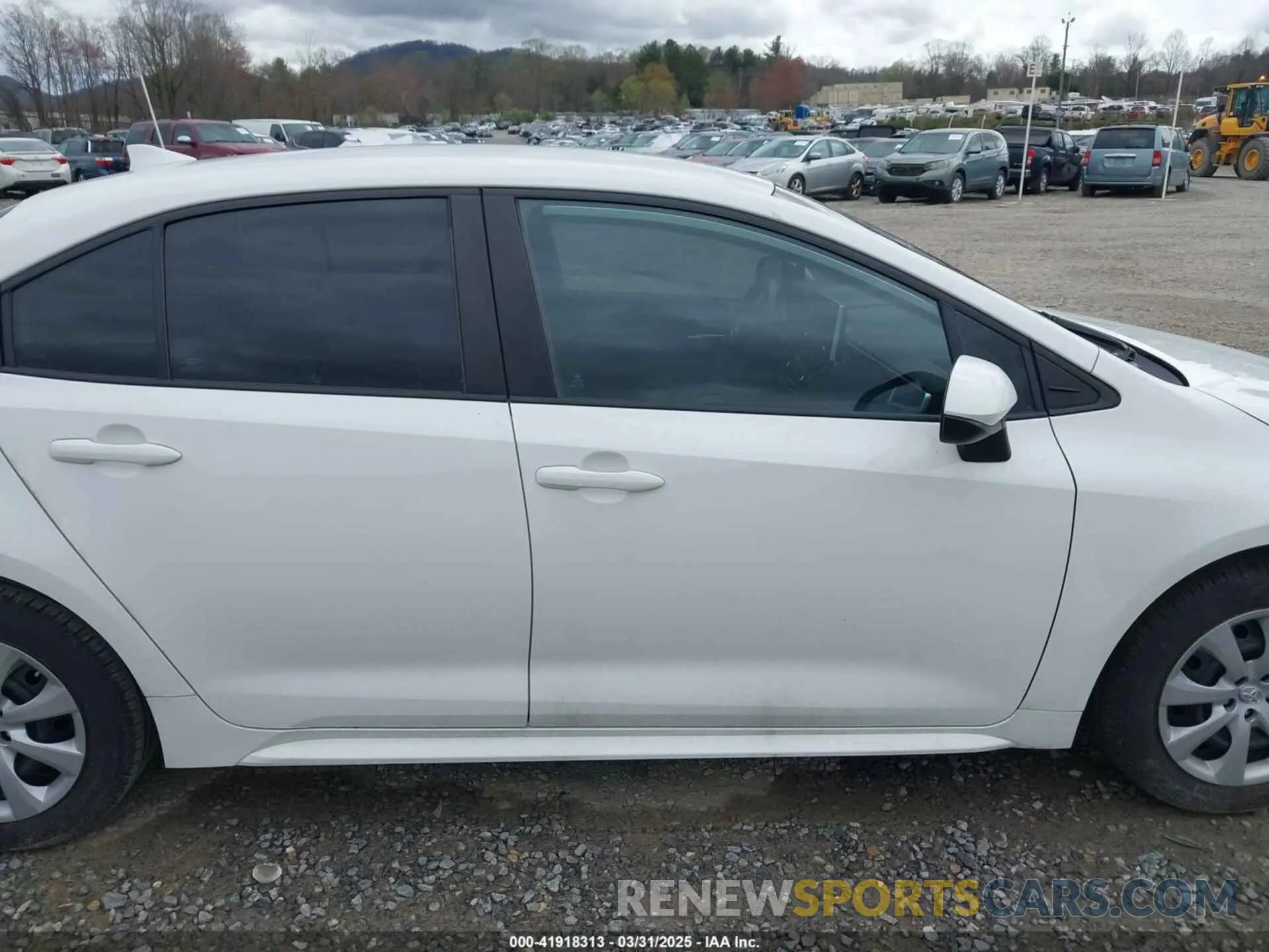 13 Фотография поврежденного автомобиля 5YFEPMAE6MP245660 TOYOTA COROLLA 2021