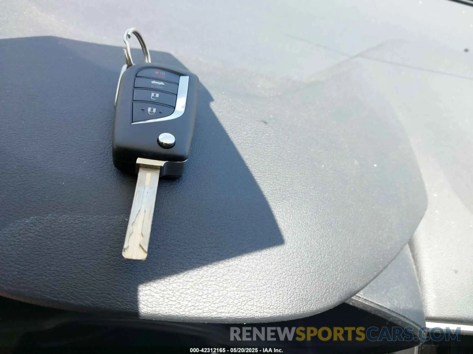 11 Photograph of a damaged car 5YFEPMAE6MP251720 TOYOTA COROLLA 2021