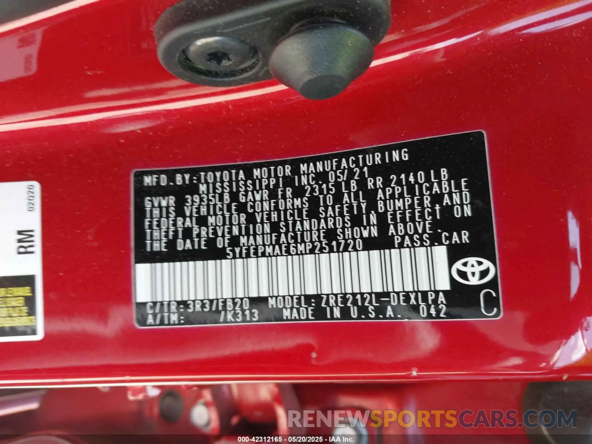 9 Photograph of a damaged car 5YFEPMAE6MP251720 TOYOTA COROLLA 2021