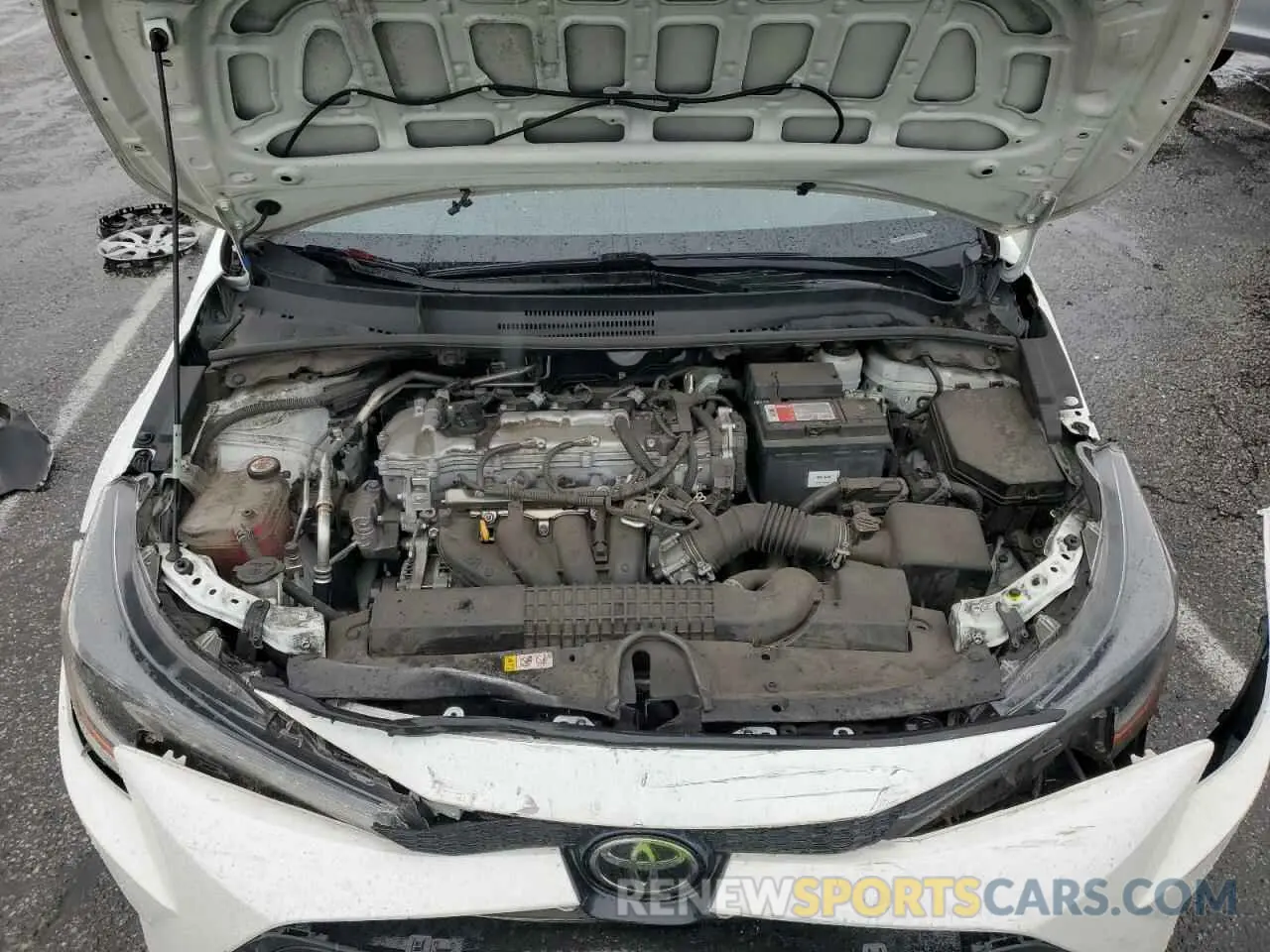 13 Photograph of a damaged car 5YFEPMAE6MP252219 TOYOTA COROLLA 2021