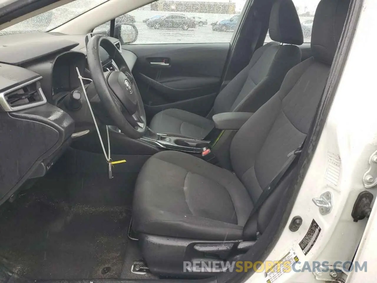 7 Photograph of a damaged car 5YFEPMAE6MP252219 TOYOTA COROLLA 2021