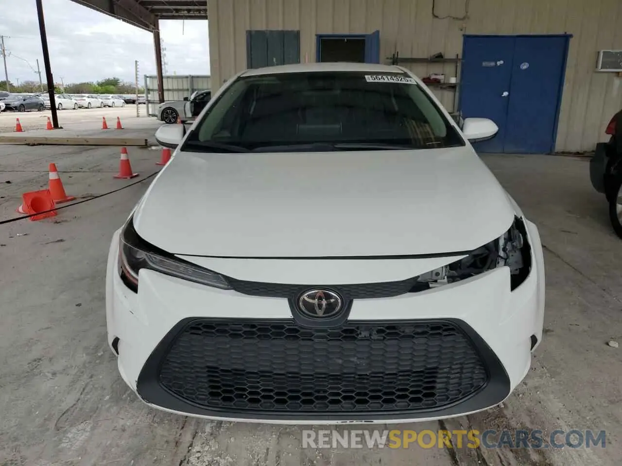 5 Photograph of a damaged car 5YFEPMAE6MP256447 TOYOTA COROLLA 2021