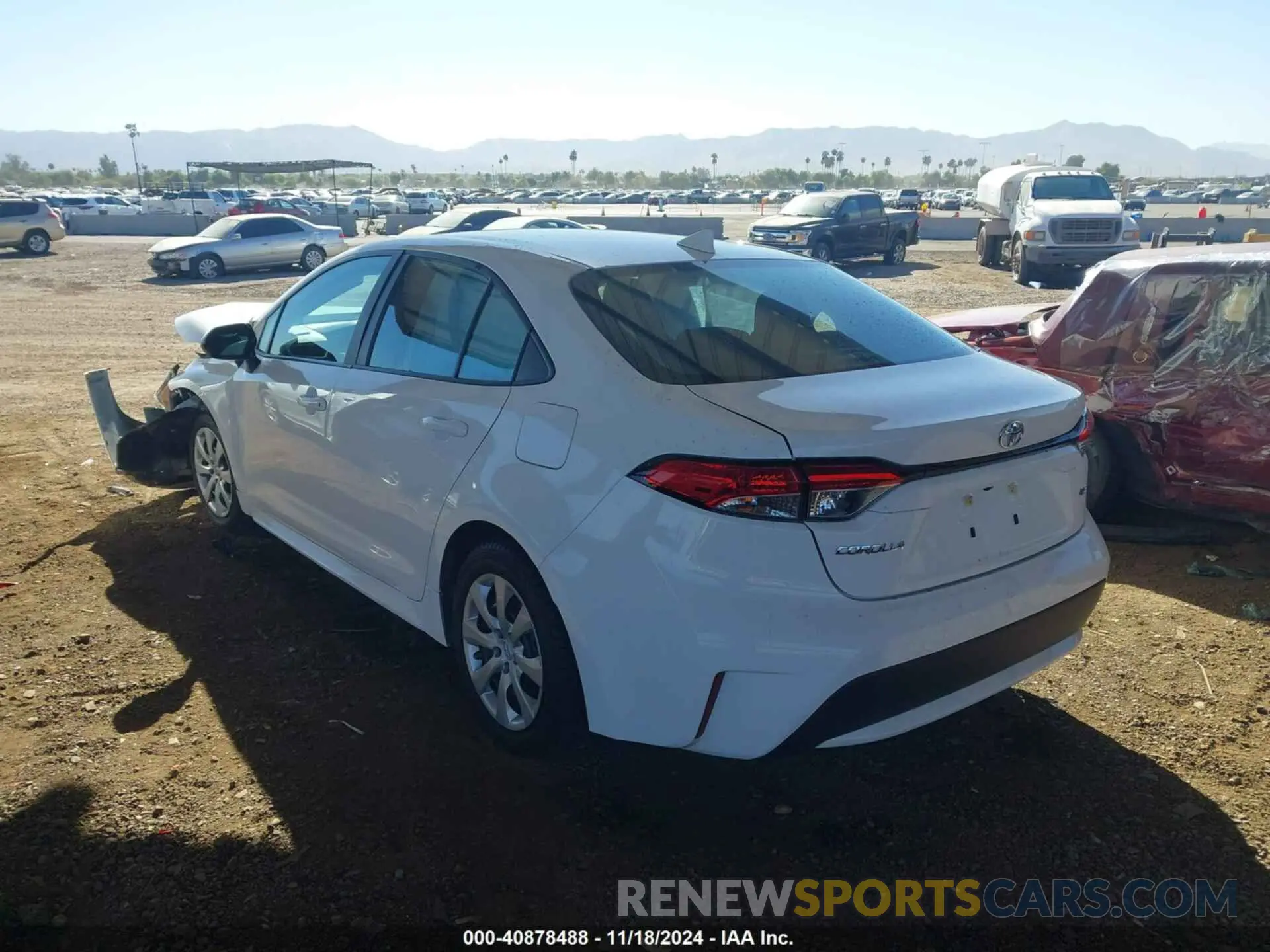 3 Фотография поврежденного автомобиля 5YFEPMAE6MP258473 TOYOTA COROLLA 2021
