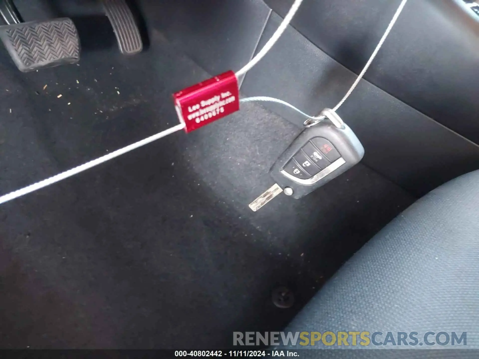 11 Photograph of a damaged car 5YFEPMAE7MP160908 TOYOTA COROLLA 2021