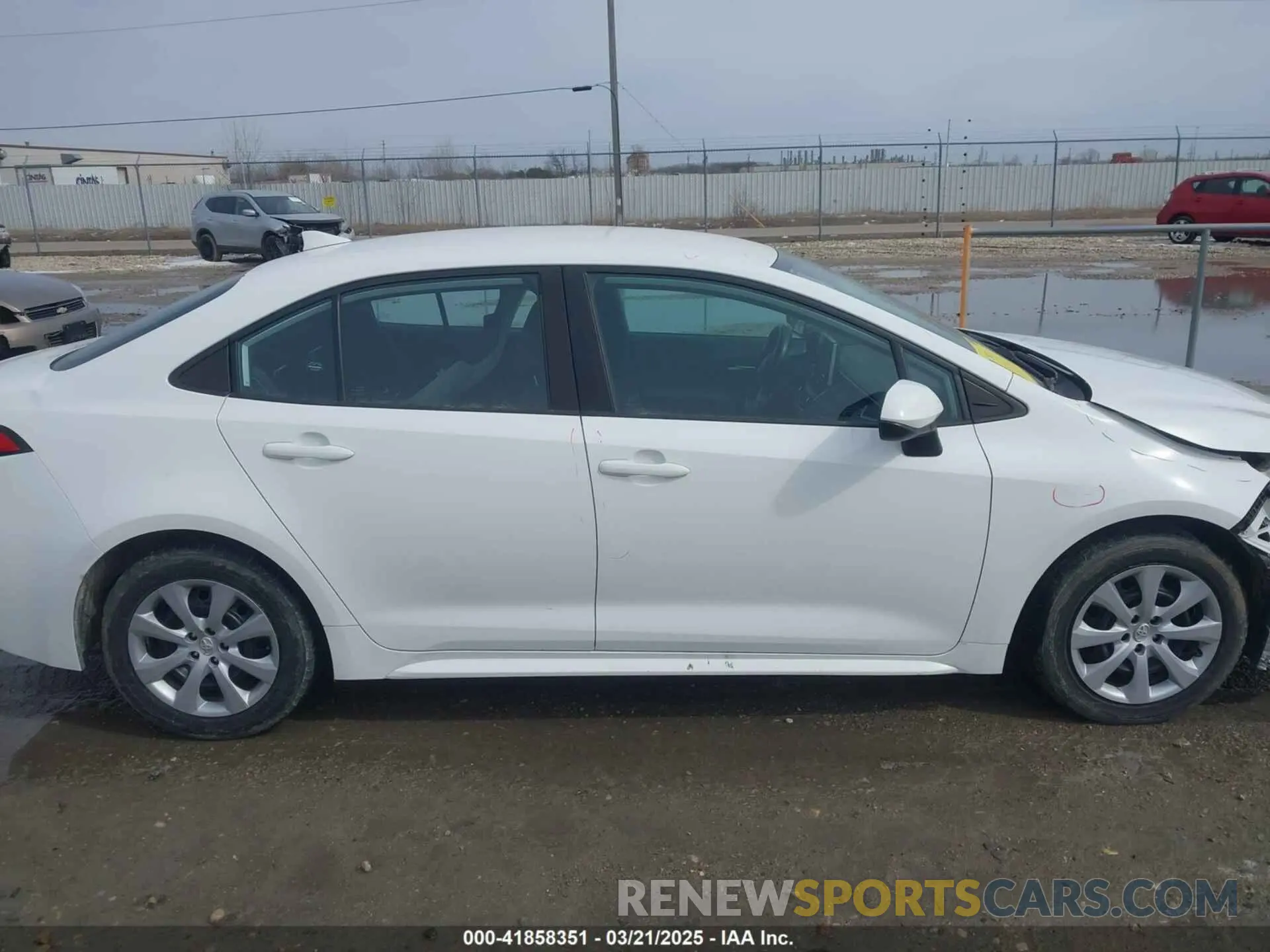13 Photograph of a damaged car 5YFEPMAE7MP185968 TOYOTA COROLLA 2021