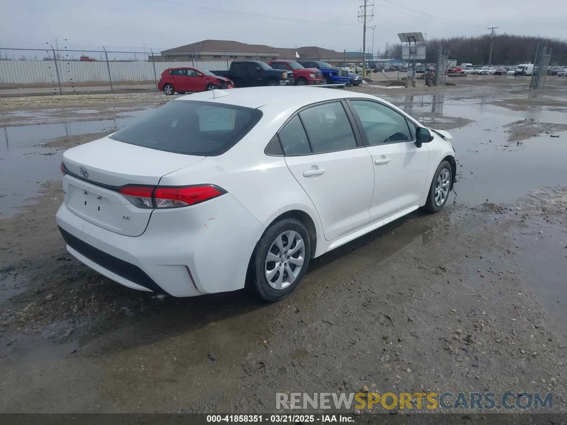4 Photograph of a damaged car 5YFEPMAE7MP185968 TOYOTA COROLLA 2021