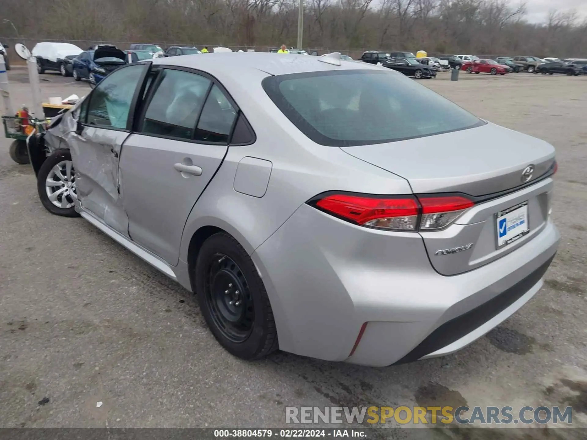 3 Фотография поврежденного автомобиля 5YFEPMAE7MP186120 TOYOTA COROLLA 2021