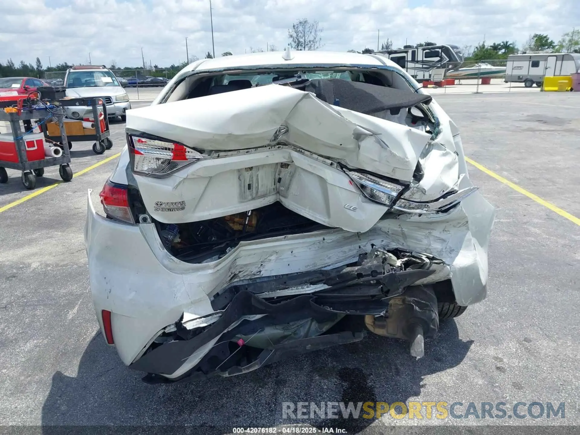 16 Photograph of a damaged car 5YFEPMAE7MP196520 TOYOTA COROLLA 2021