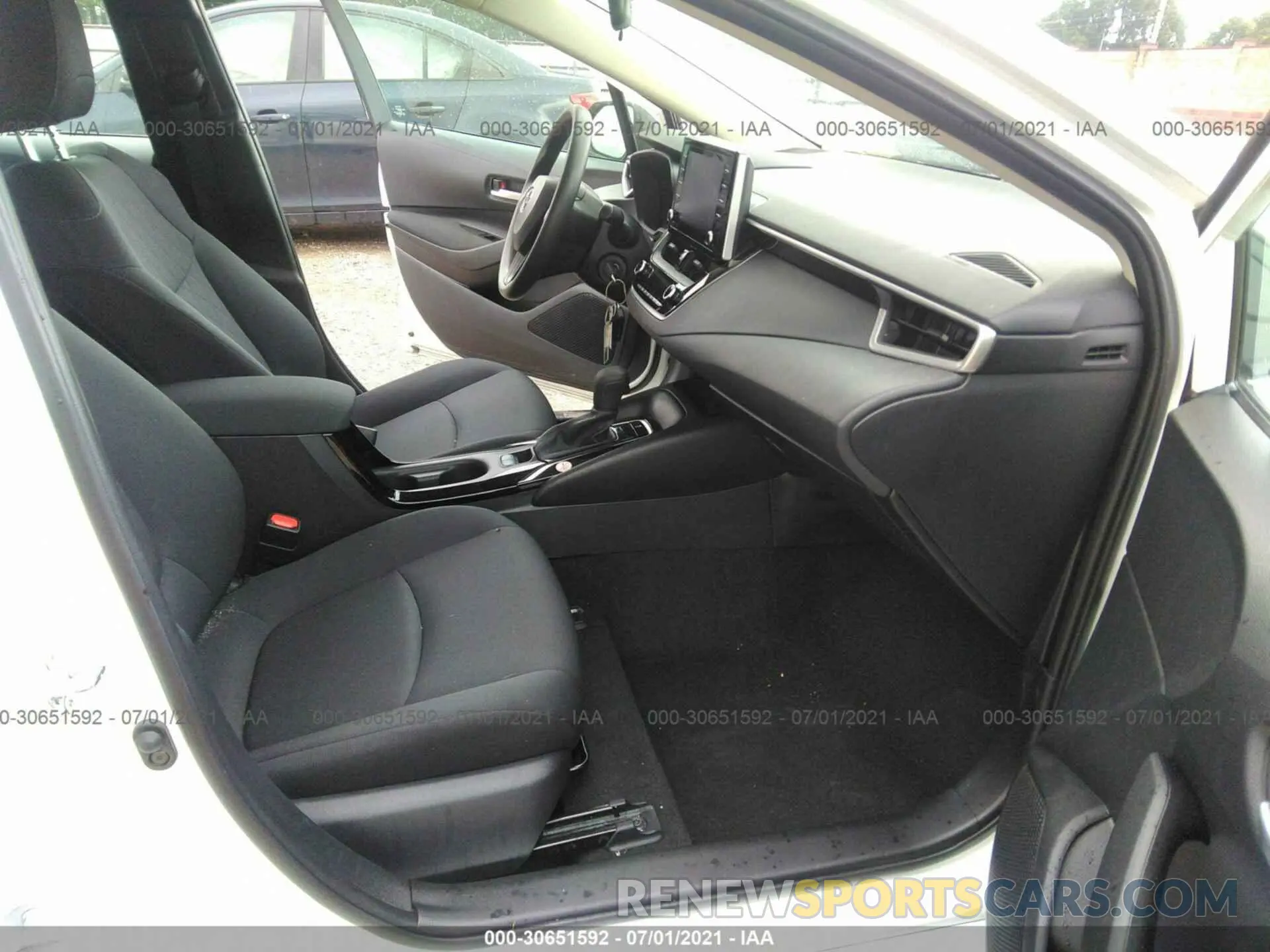 5 Photograph of a damaged car 5YFEPMAE7MP203336 TOYOTA COROLLA 2021