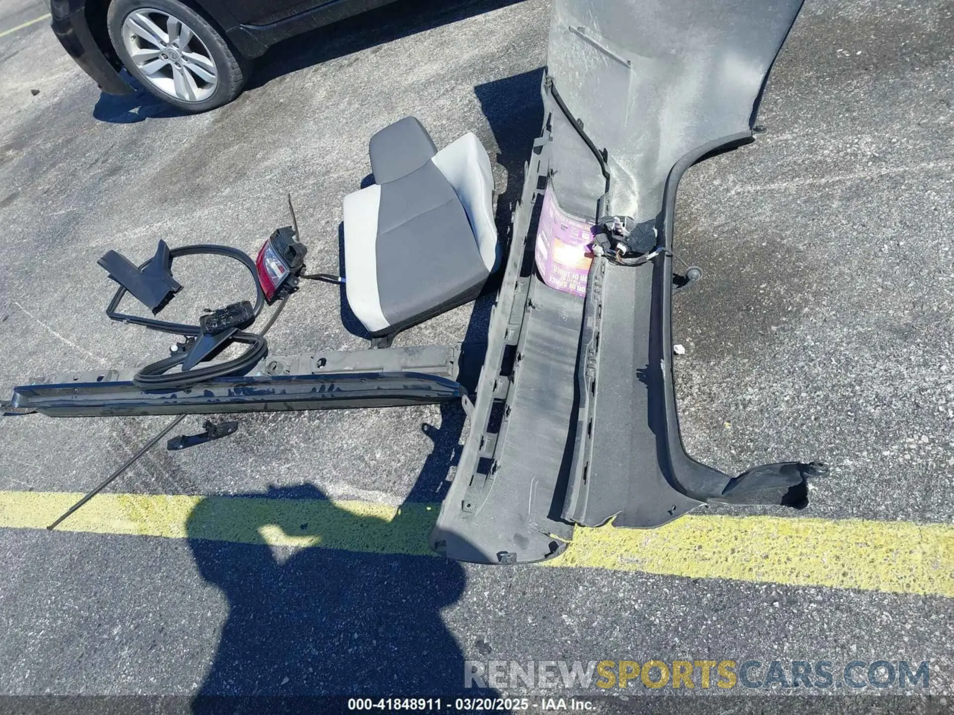 12 Photograph of a damaged car 5YFEPMAE7MP206236 TOYOTA COROLLA 2021
