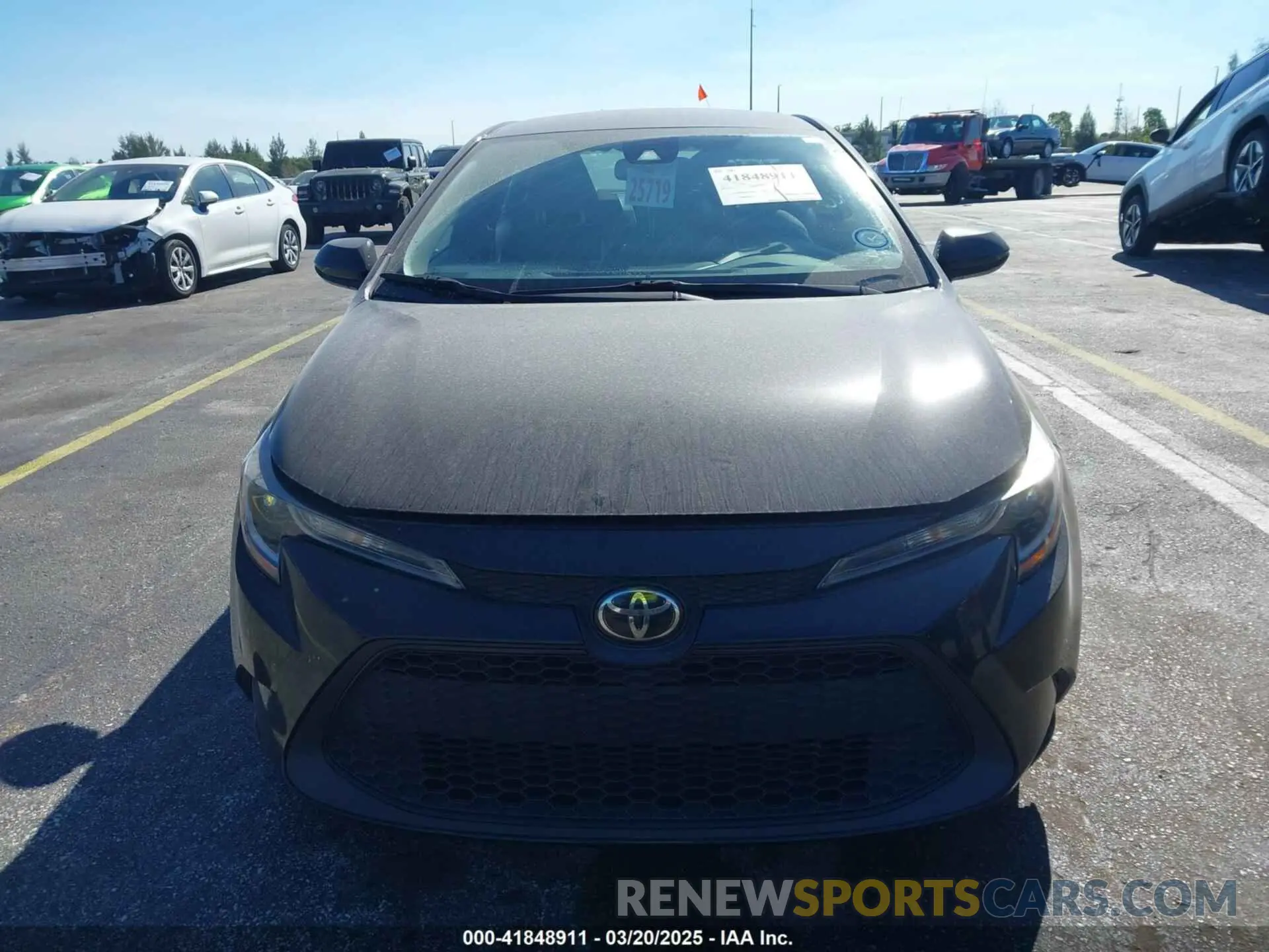 13 Photograph of a damaged car 5YFEPMAE7MP206236 TOYOTA COROLLA 2021